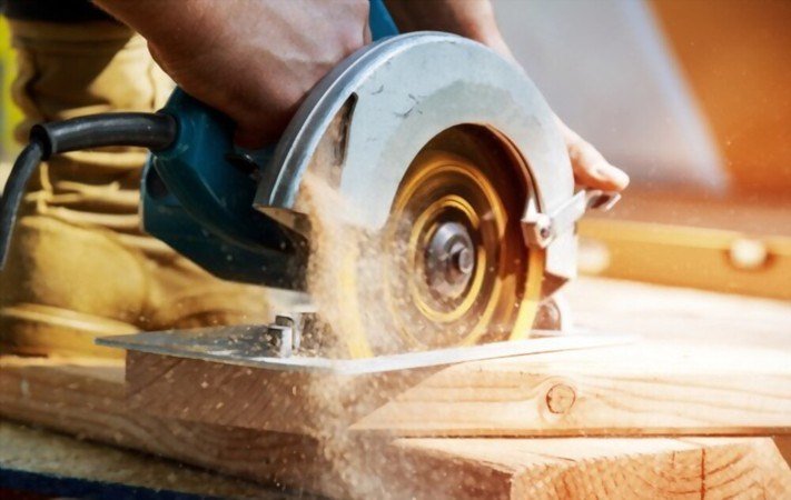 How to Make a Bevel Cut with a Circular Saw - Saw Reviewed
